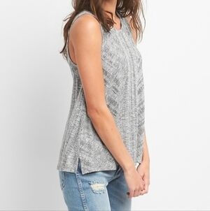 [Gap] Flowy Softspun Tank Top  - Size S